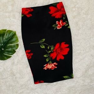 URBAN PLANET | Black And Red Floral Skirt Size XS